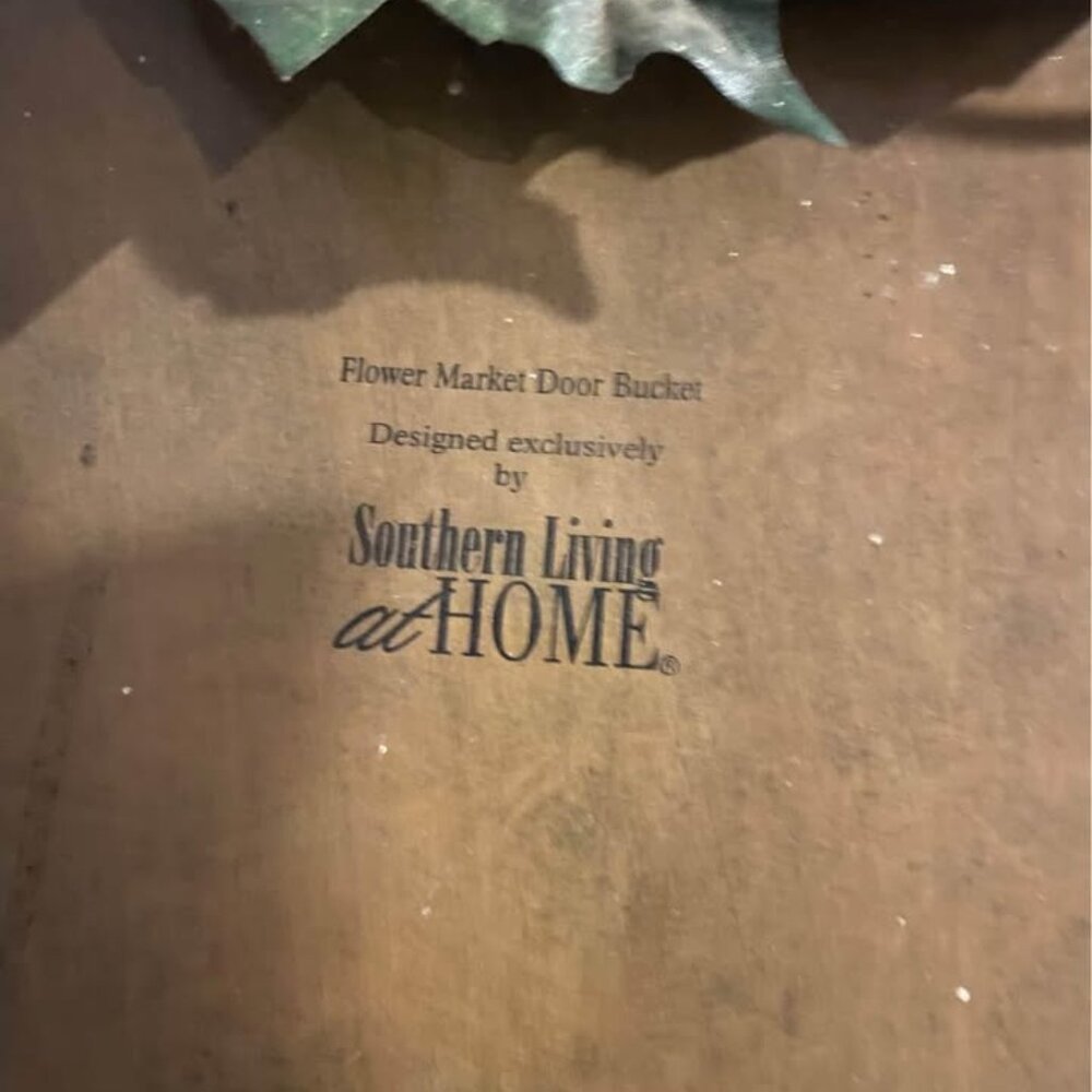 Southern Living Door Hanger Custom Wreath - Picture 3 of 3